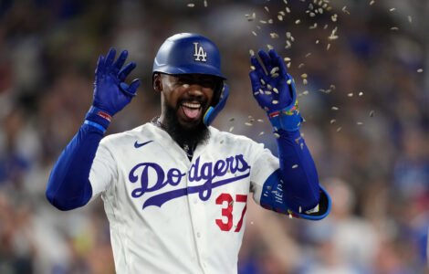 Hernández's 3-run homer and Sheehan's 10 Ks power Dodgers past Reds 6-3 for 5th straight win
